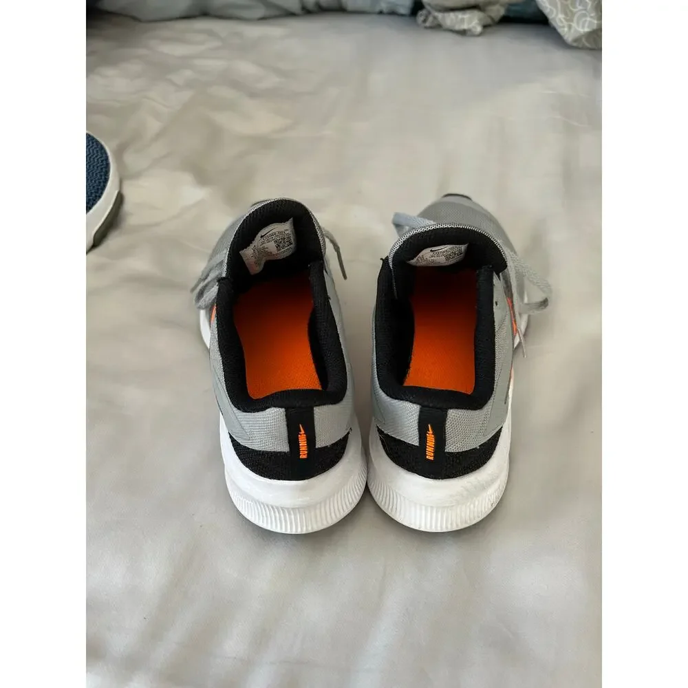 Nike grey tie sneakers size 4